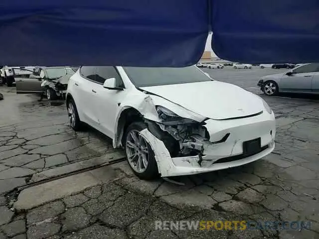 10 Photograph of a damaged car 7SAYGDEE9RF002292 TESLA MODEL Y 2024