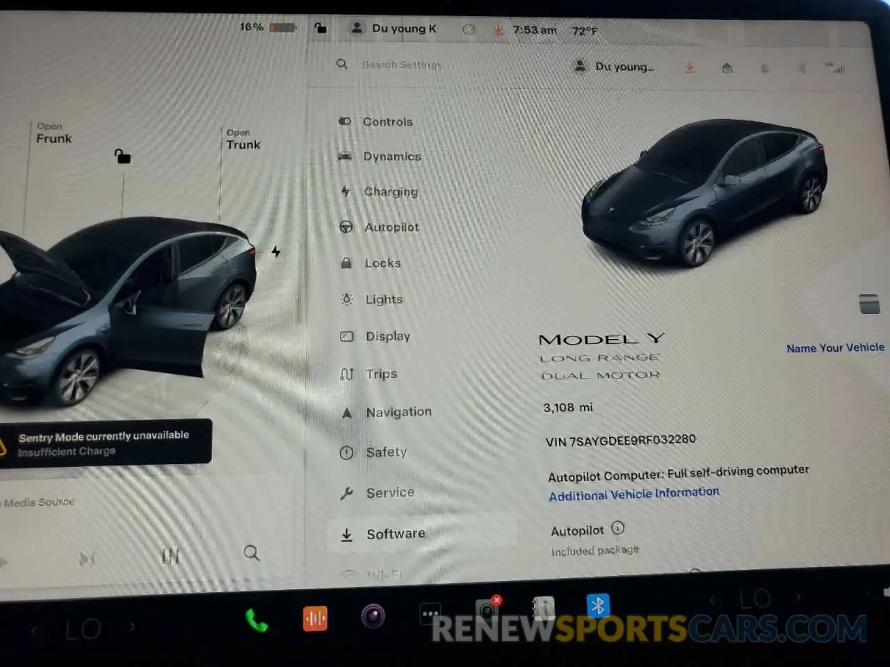 9 Photograph of a damaged car 7SAYGDEE9RF032280 TESLA MODEL Y 2024