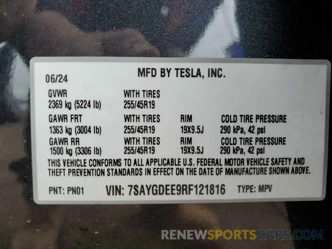 13 Photograph of a damaged car 7SAYGDEE9RF121816 TESLA MODEL Y 2024