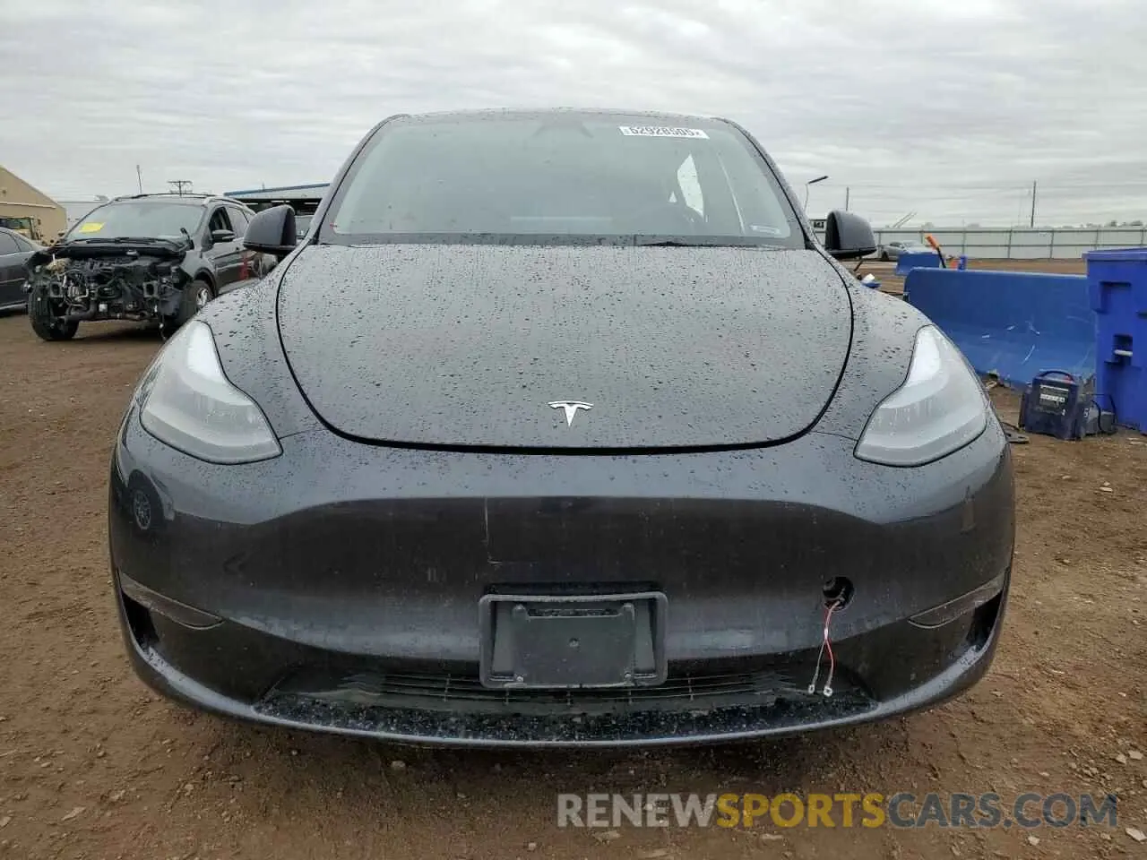 5 Photograph of a damaged car 7SAYGDEE9RF121816 TESLA MODEL Y 2024