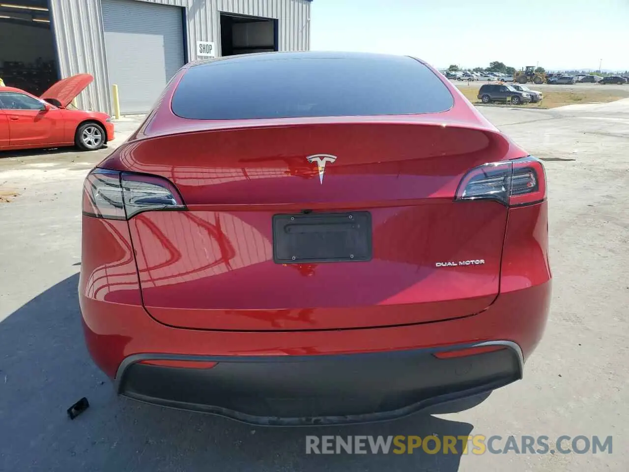 6 Photograph of a damaged car 7SAYGDEE9RF125137 TESLA MODEL Y 2024