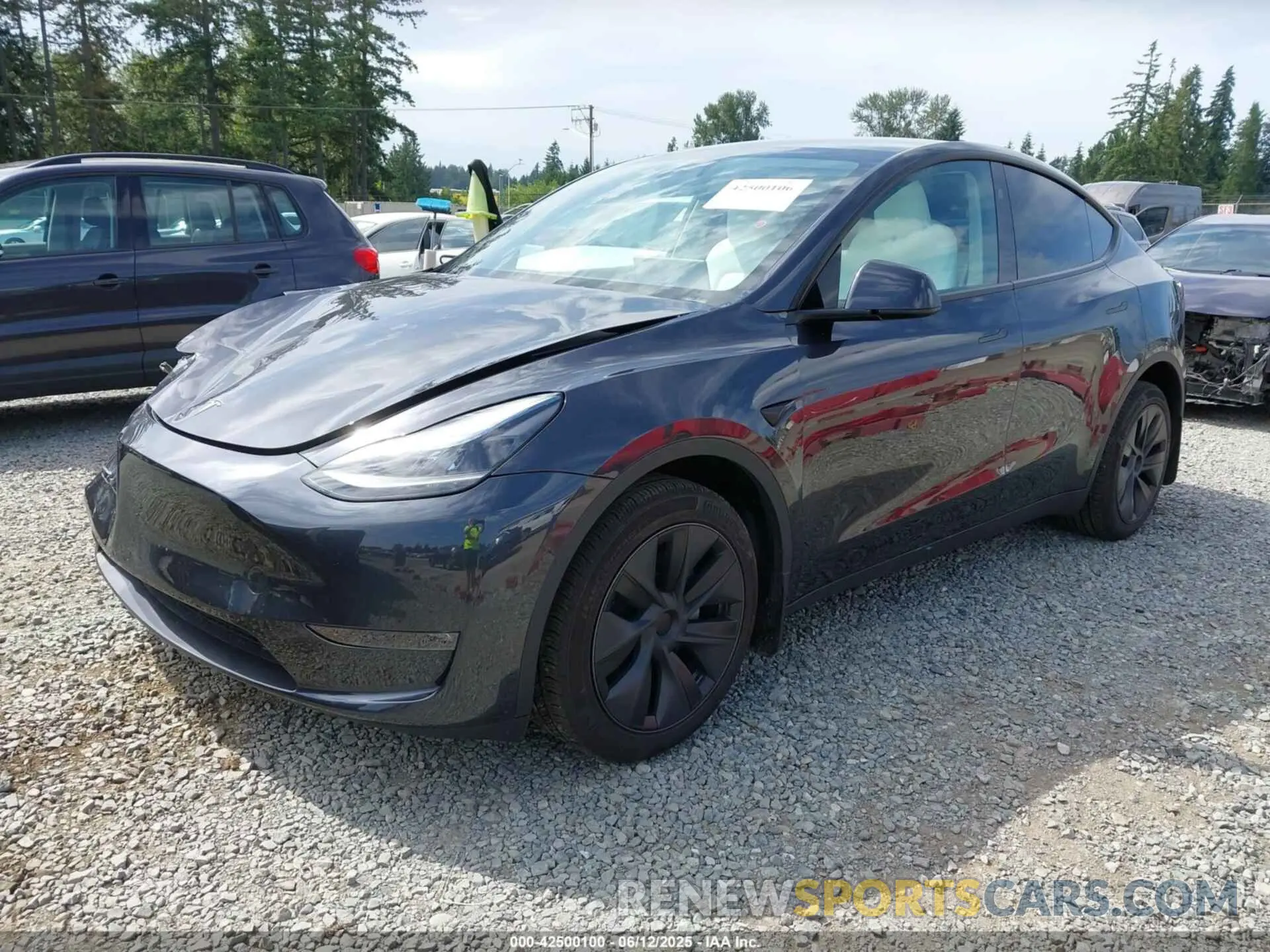 2 Photograph of a damaged car 7SAYGDEE9RF190862 TESLA MODEL Y 2024