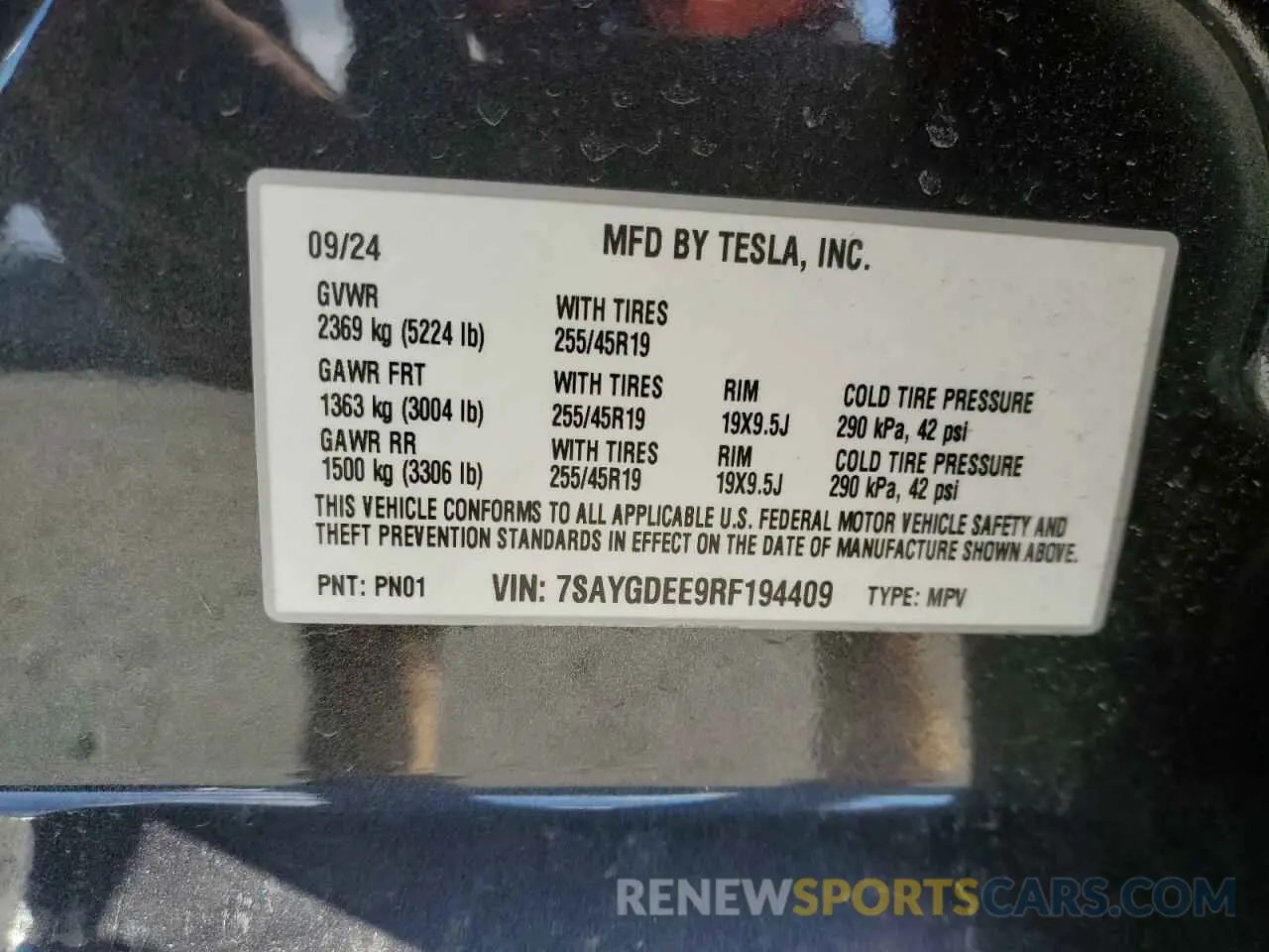14 Photograph of a damaged car 7SAYGDEE9RF194409 TESLA MODEL Y 2024