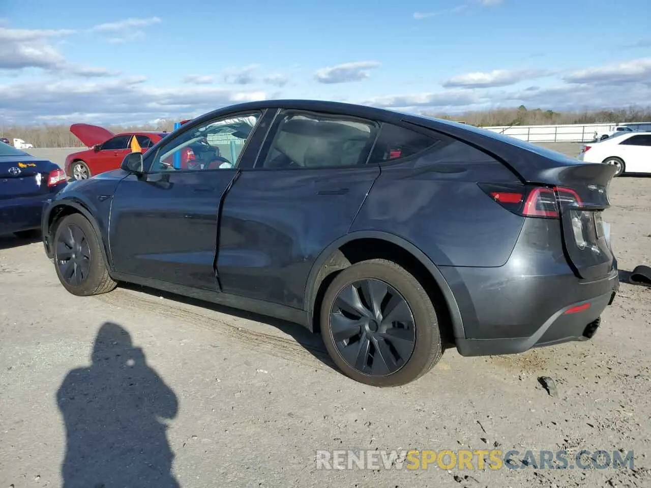 2 Photograph of a damaged car 7SAYGDEE9RF194409 TESLA MODEL Y 2024
