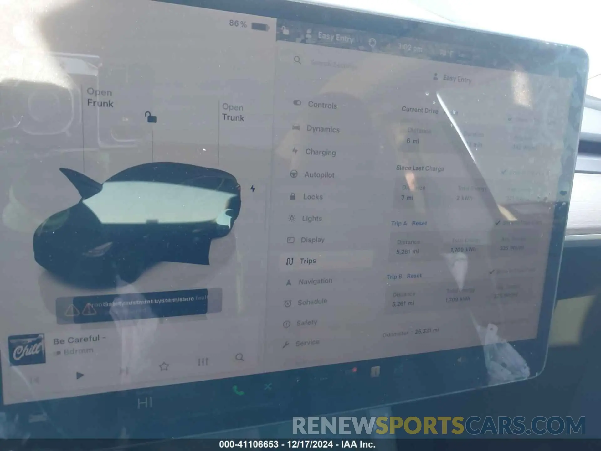 7 Photograph of a damaged car 7SAYGDEEXRA216186 TESLA MODEL Y 2024