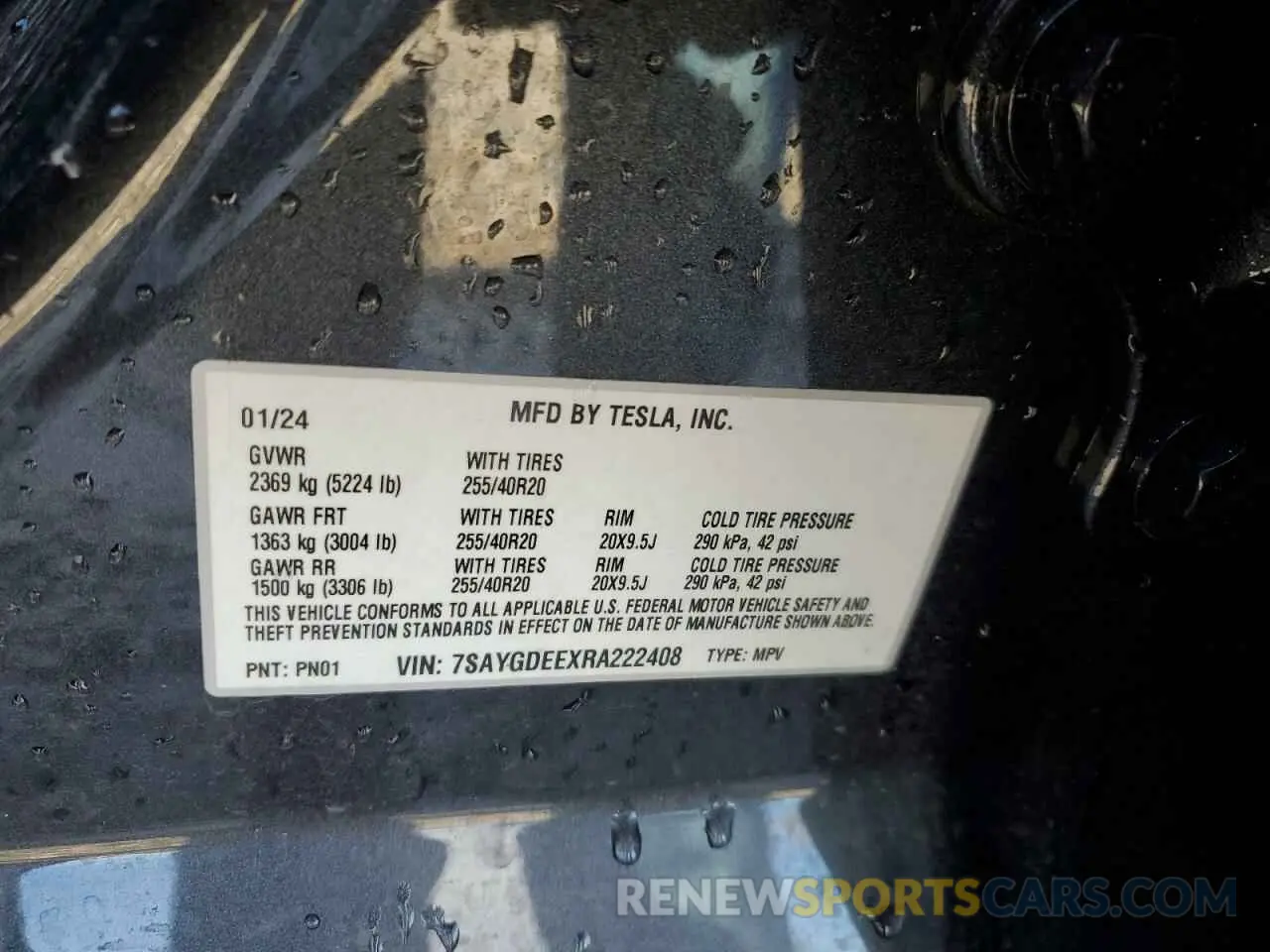 12 Photograph of a damaged car 7SAYGDEEXRA222408 TESLA MODEL Y 2024