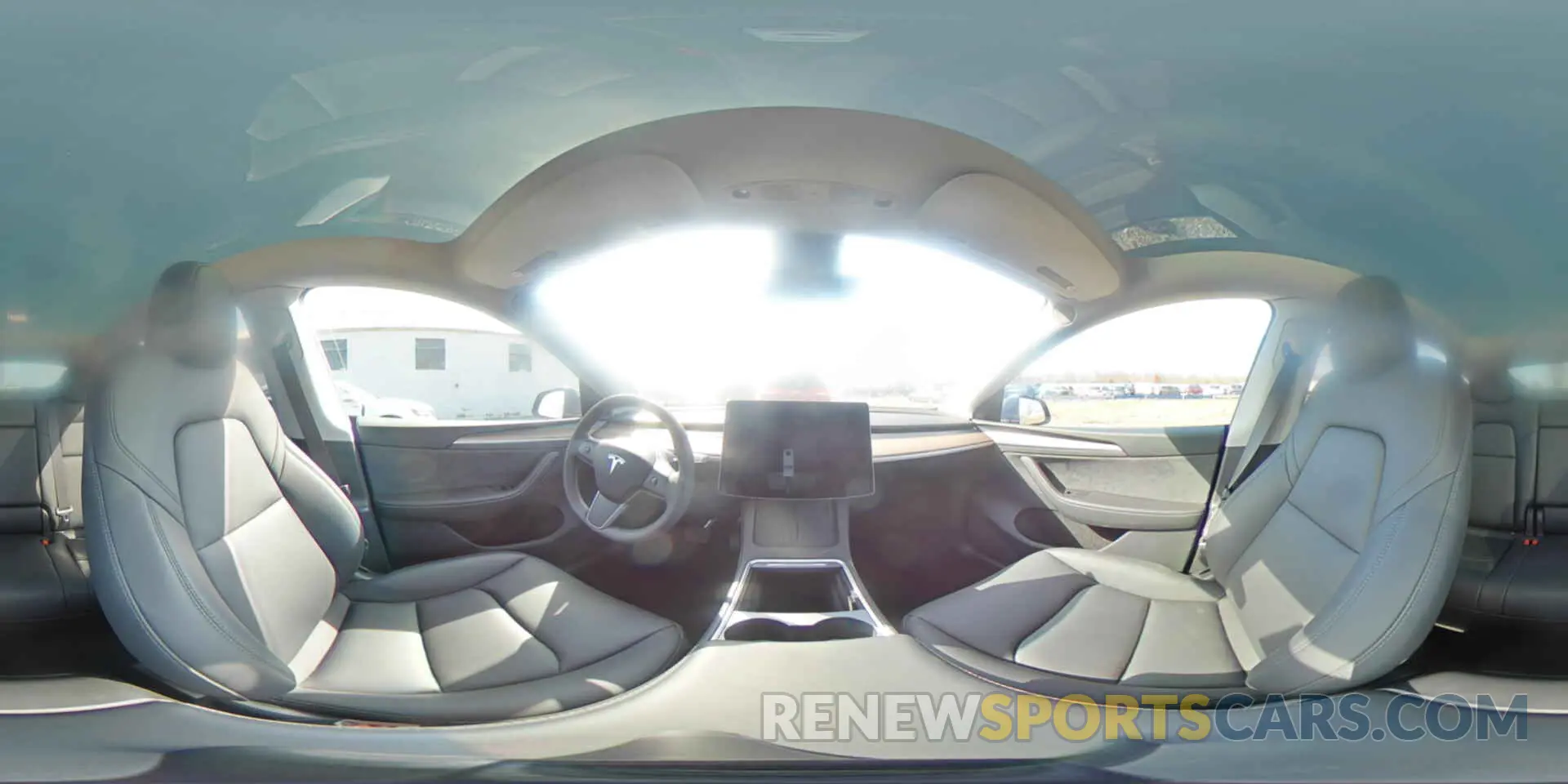 16 Photograph of a damaged car 7SAYGDEEXRA237216 TESLA MODEL Y 2024