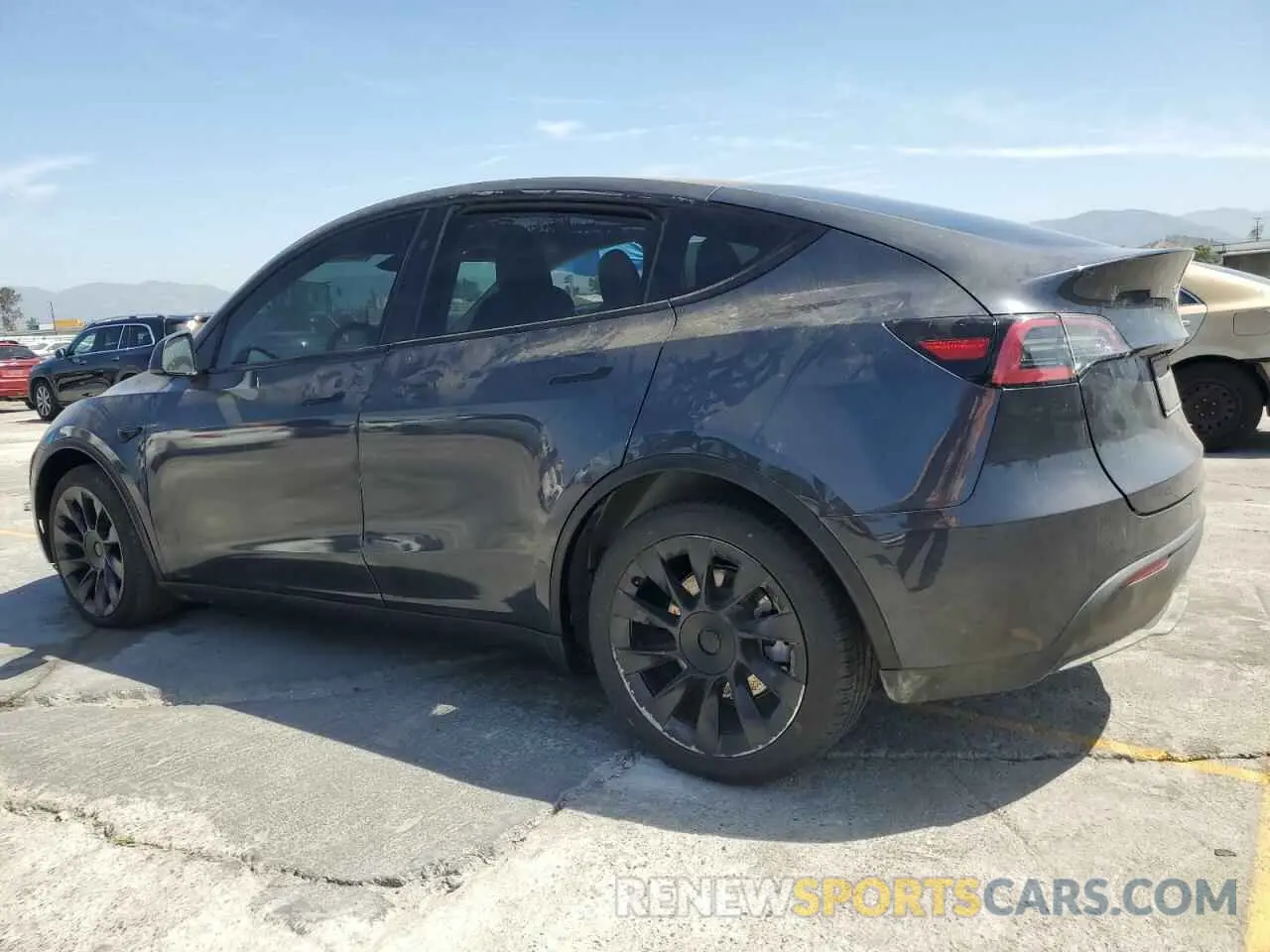 2 Photograph of a damaged car 7SAYGDEEXRA237667 TESLA MODEL Y 2024