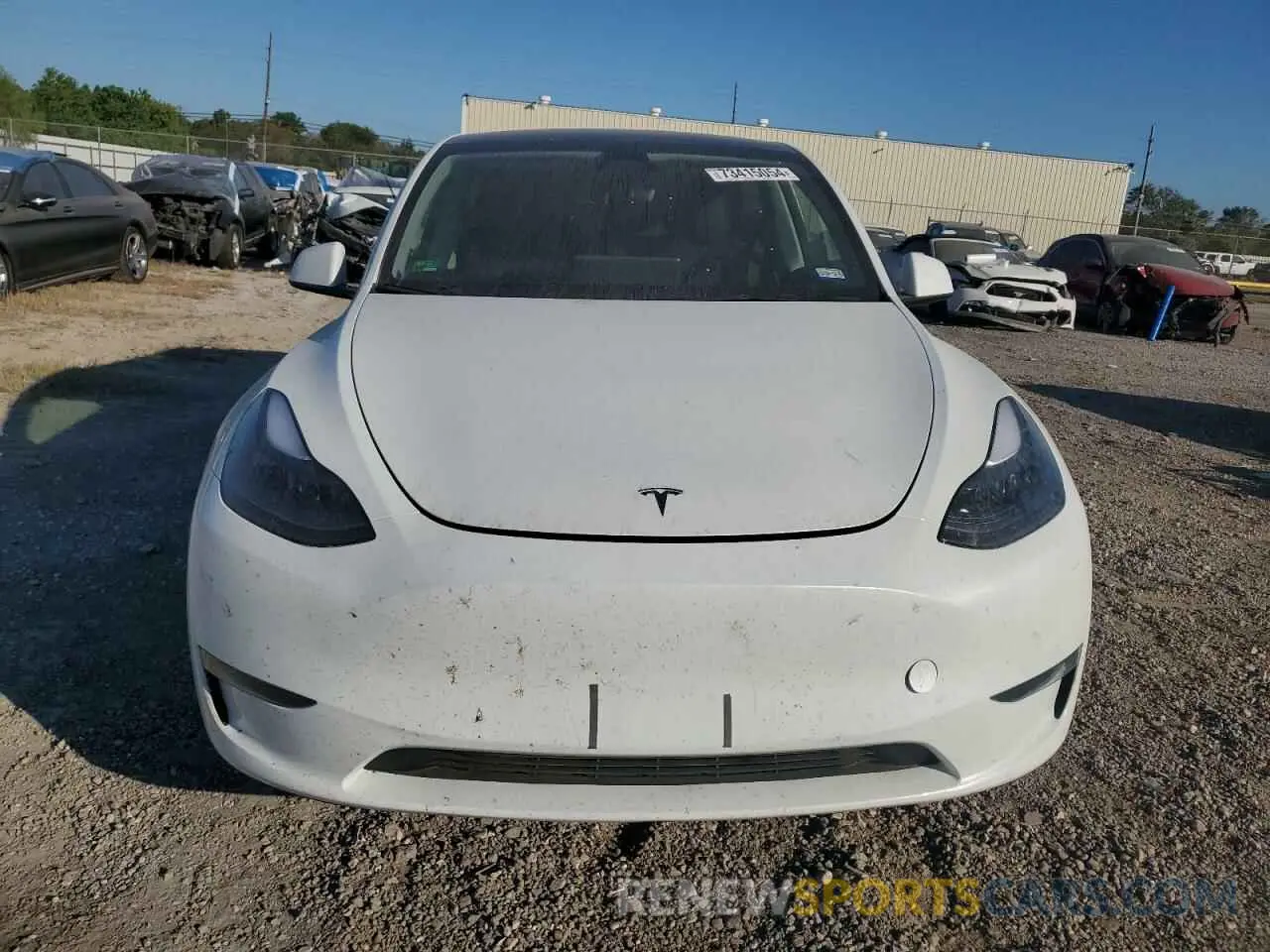 5 Photograph of a damaged car 7SAYGDEEXRA251147 TESLA MODEL Y 2024