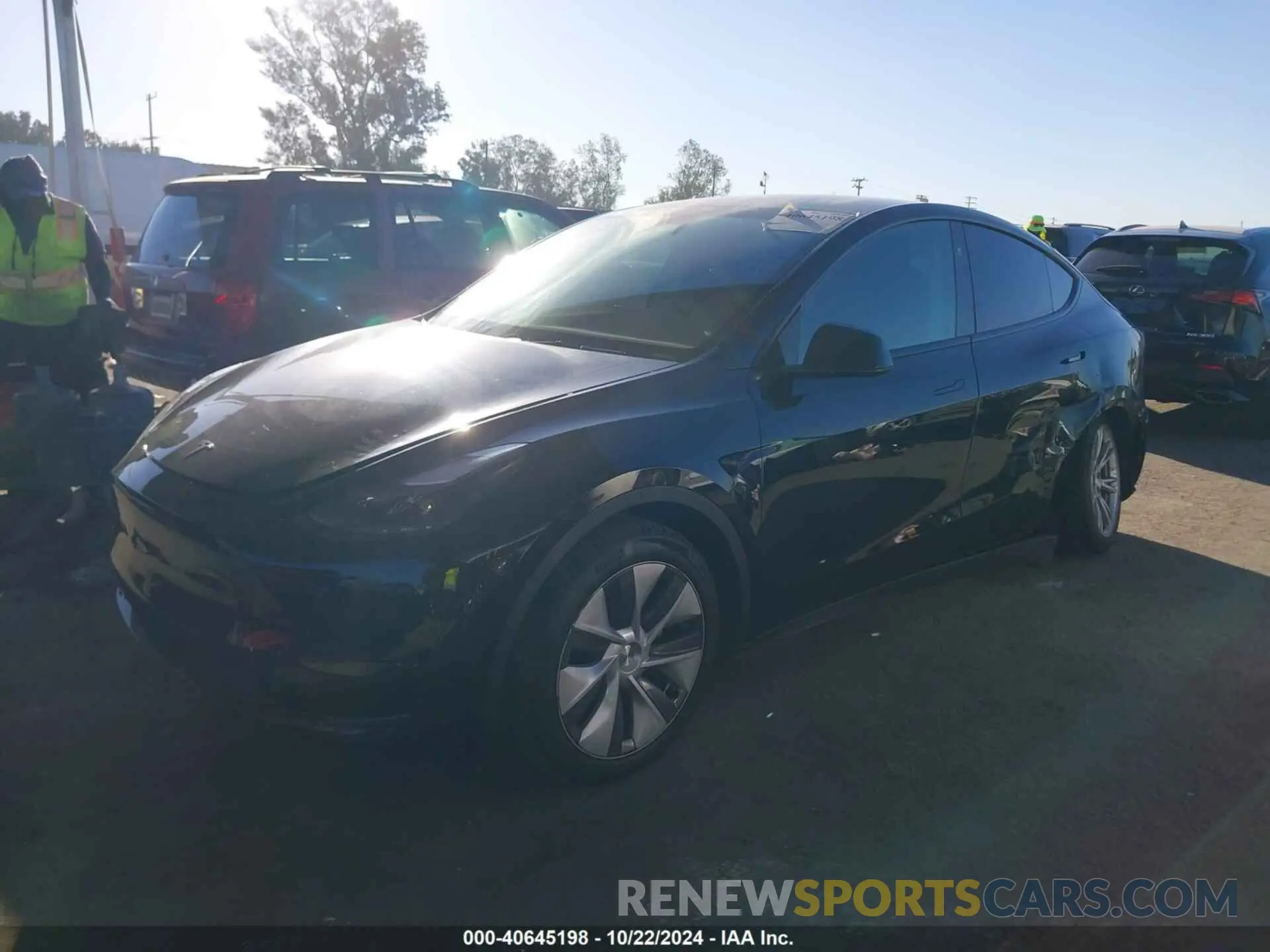 2 Photograph of a damaged car 7SAYGDEEXRA252203 TESLA MODEL Y 2024