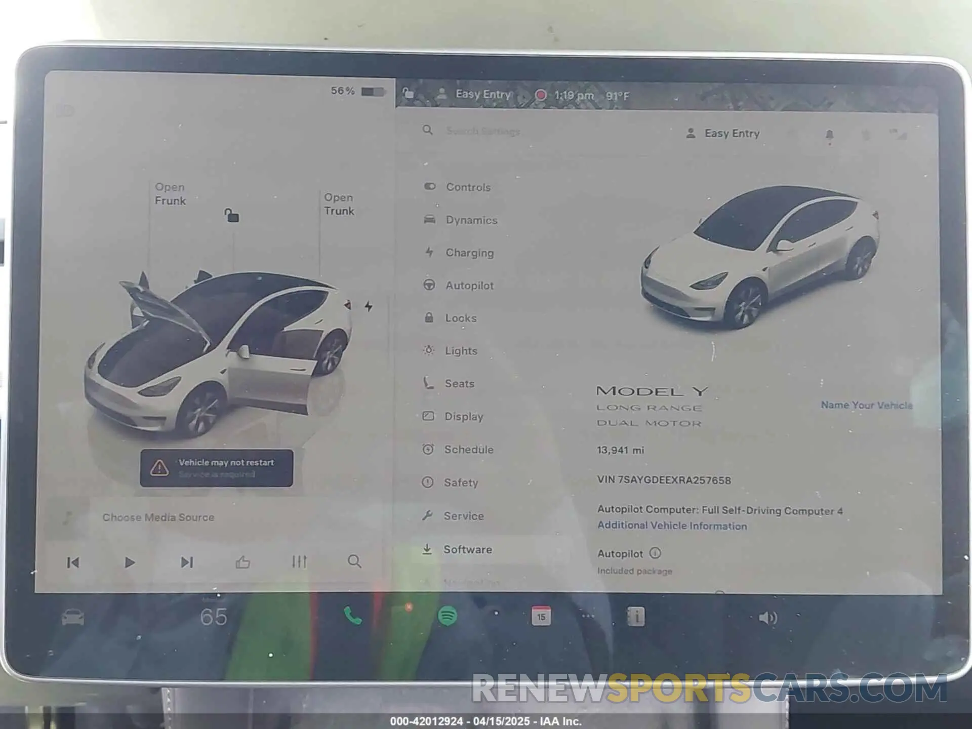 16 Photograph of a damaged car 7SAYGDEEXRA257658 TESLA MODEL Y 2024