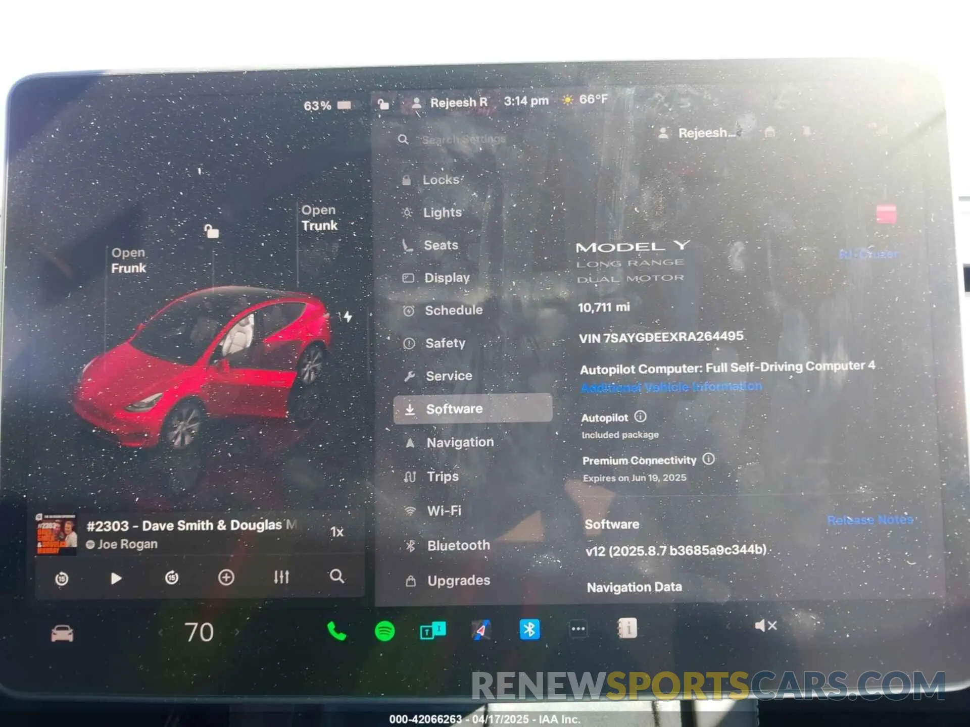 7 Photograph of a damaged car 7SAYGDEEXRA264495 TESLA MODEL Y 2024