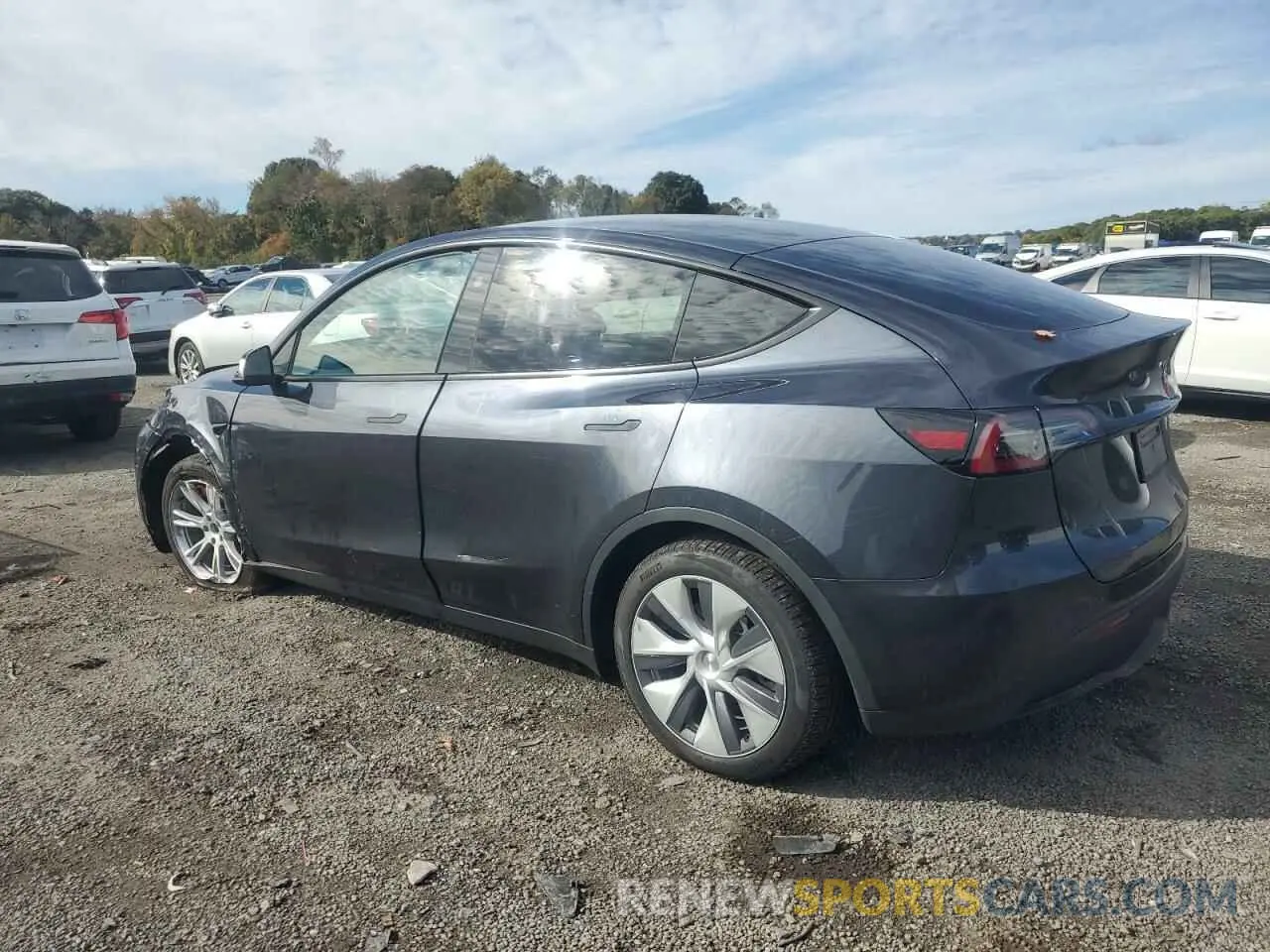 2 Photograph of a damaged car 7SAYGDEEXRA283788 TESLA MODEL Y 2024