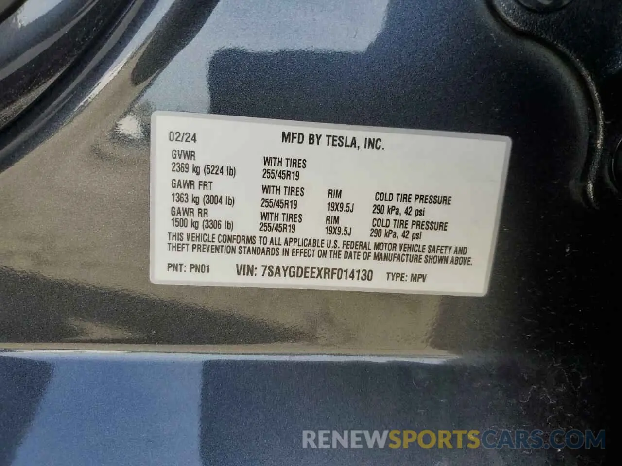 13 Photograph of a damaged car 7SAYGDEEXRF014130 TESLA MODEL Y 2024