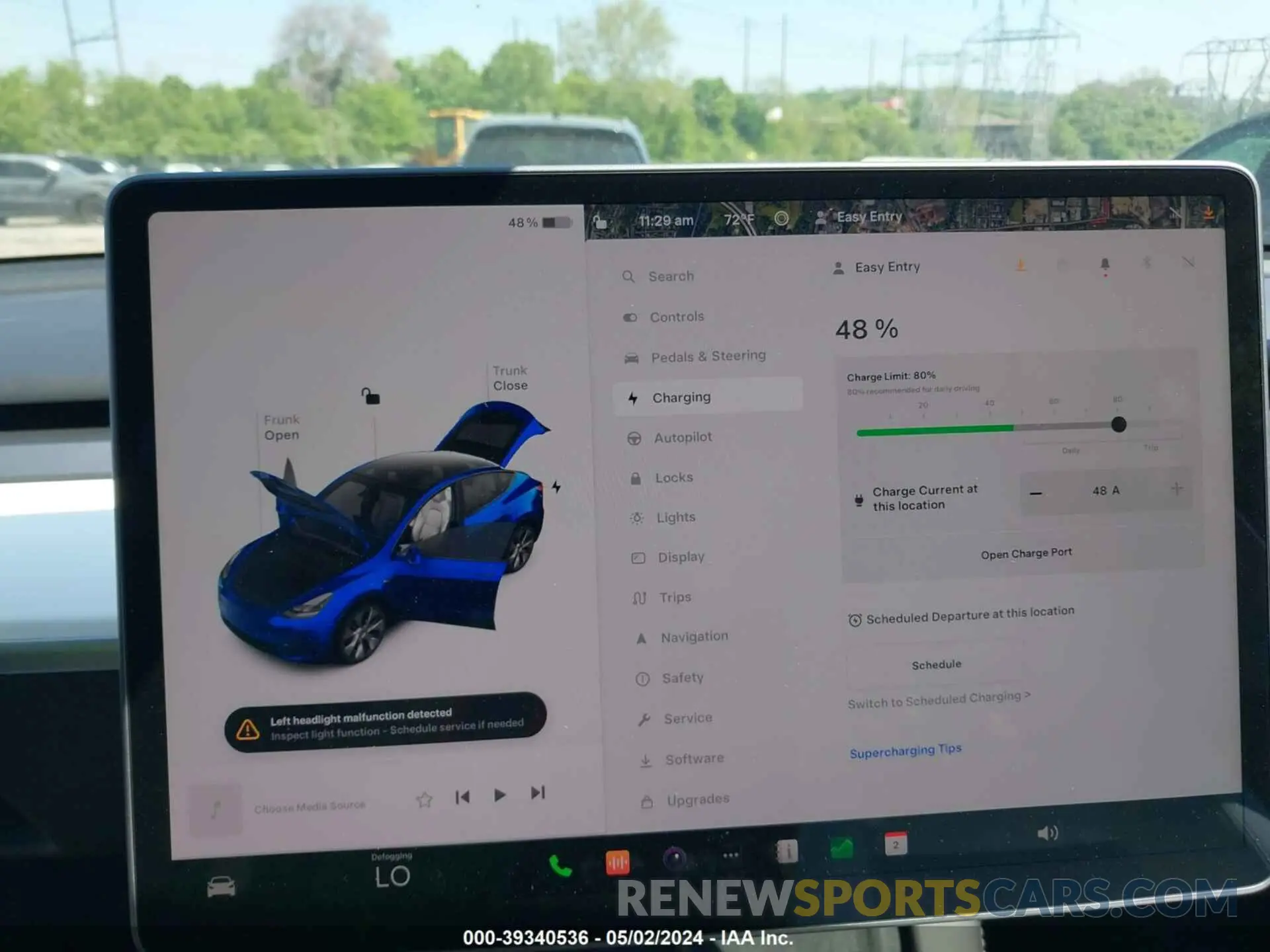 18 Photograph of a damaged car 7SAYGDEEXRF036872 TESLA MODEL Y 2024
