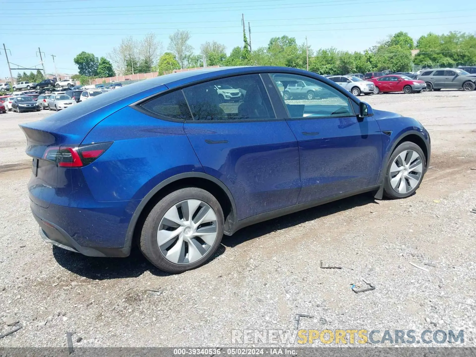 4 Photograph of a damaged car 7SAYGDEEXRF036872 TESLA MODEL Y 2024