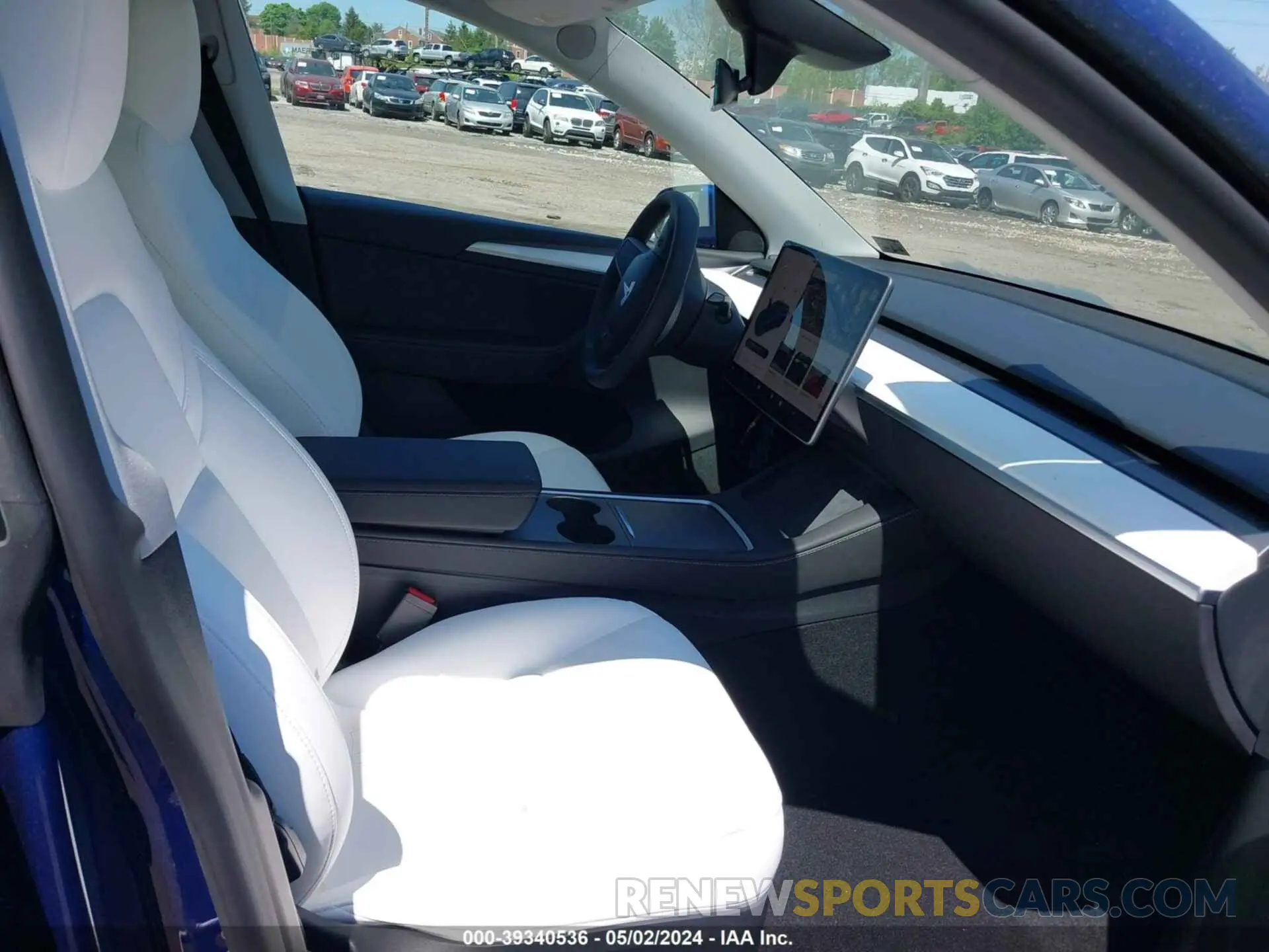 5 Photograph of a damaged car 7SAYGDEEXRF036872 TESLA MODEL Y 2024