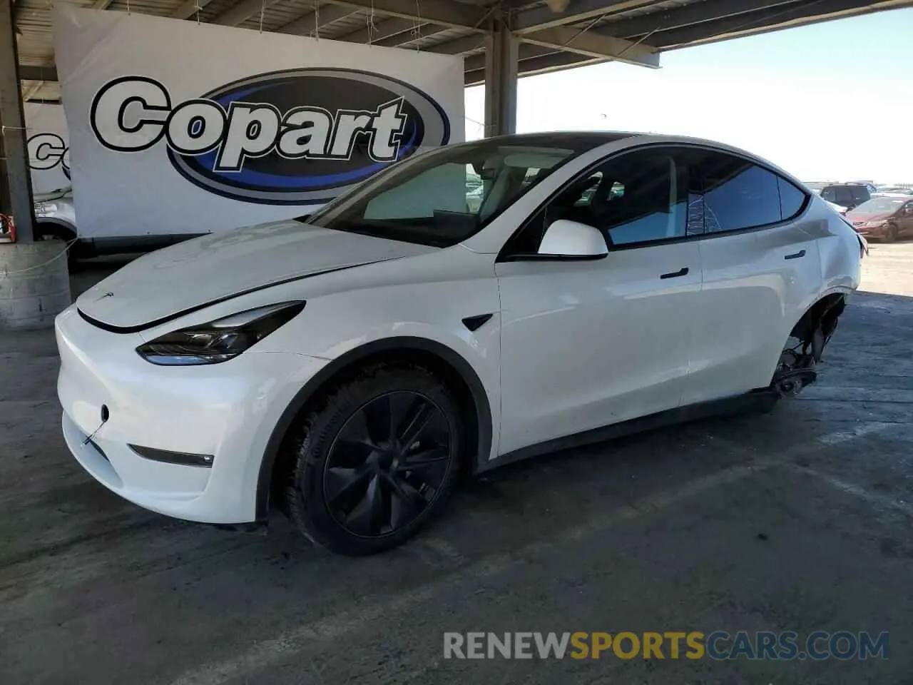 1 Photograph of a damaged car 7SAYGDEEXRF122859 TESLA MODEL Y 2024
