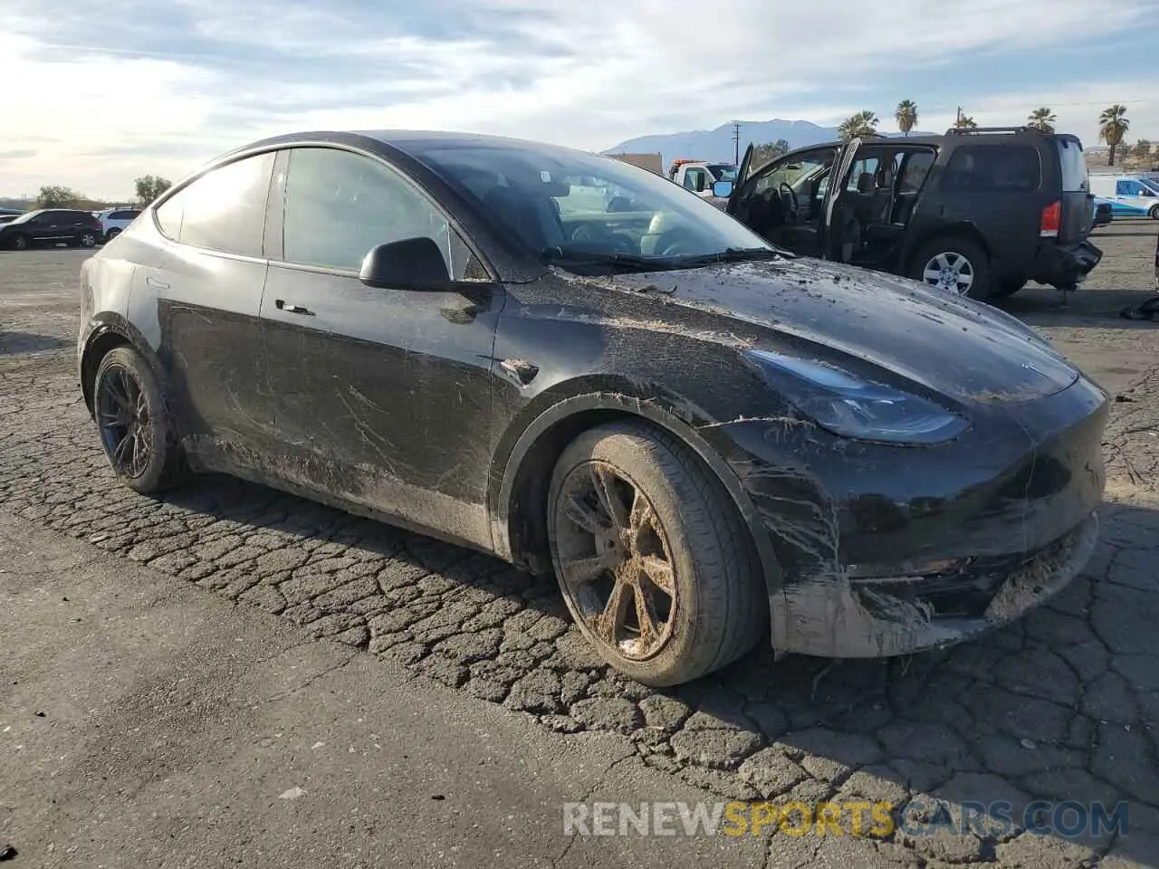 4 Photograph of a damaged car 7SAYGDEEXRF123848 TESLA MODEL Y 2024