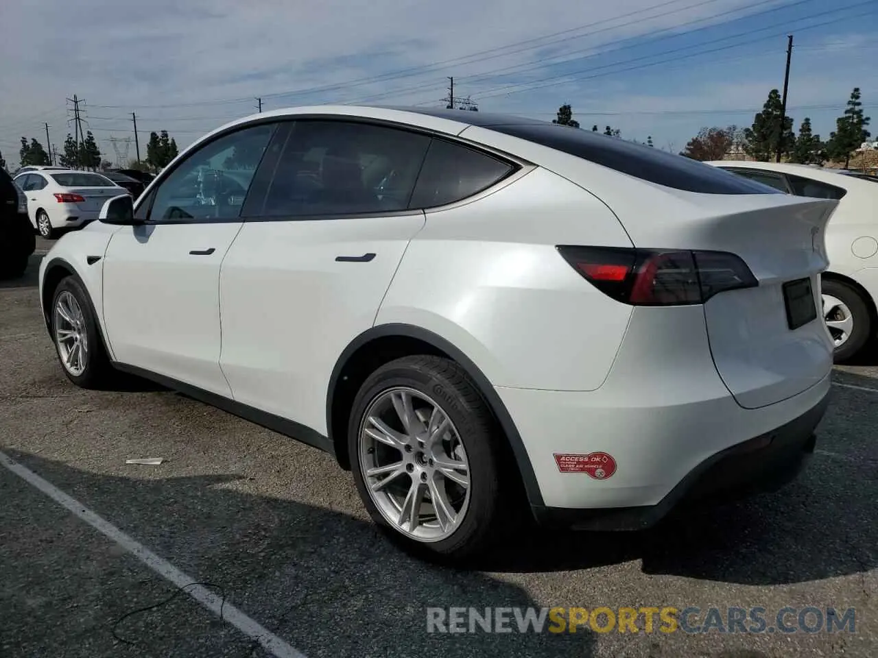 2 Photograph of a damaged car 7SAYGDEEXRF981305 TESLA MODEL Y 2024