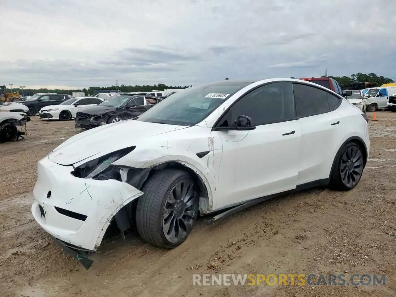 1 Photograph of a damaged car 7SAYGDEF0RA266605 TESLA MODEL Y 2024