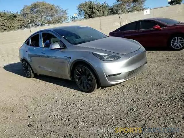 11 Photograph of a damaged car 7SAYGDEF0RA292511 TESLA MODEL Y 2024