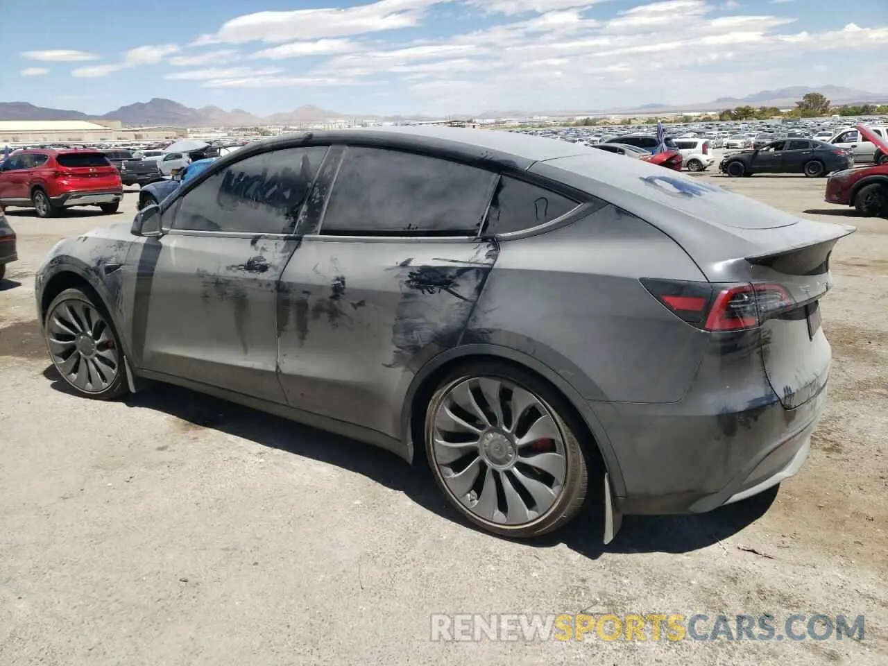 2 Photograph of a damaged car 7SAYGDEF0RF022083 TESLA MODEL Y 2024
