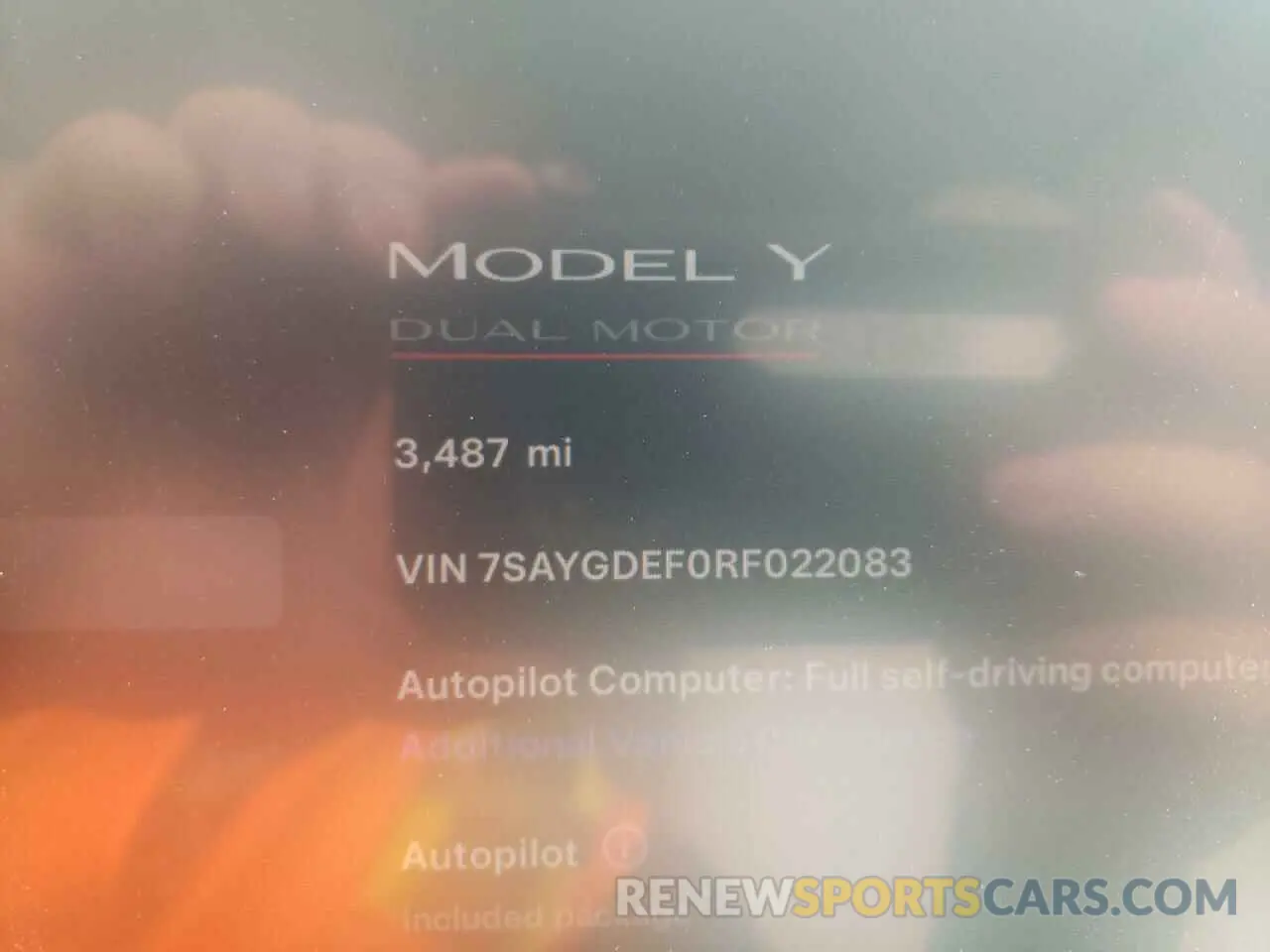 9 Photograph of a damaged car 7SAYGDEF0RF022083 TESLA MODEL Y 2024