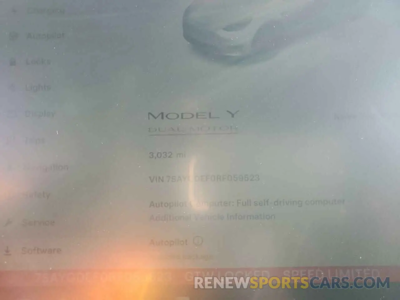 9 Photograph of a damaged car 7SAYGDEF0RF059523 TESLA MODEL Y 2024