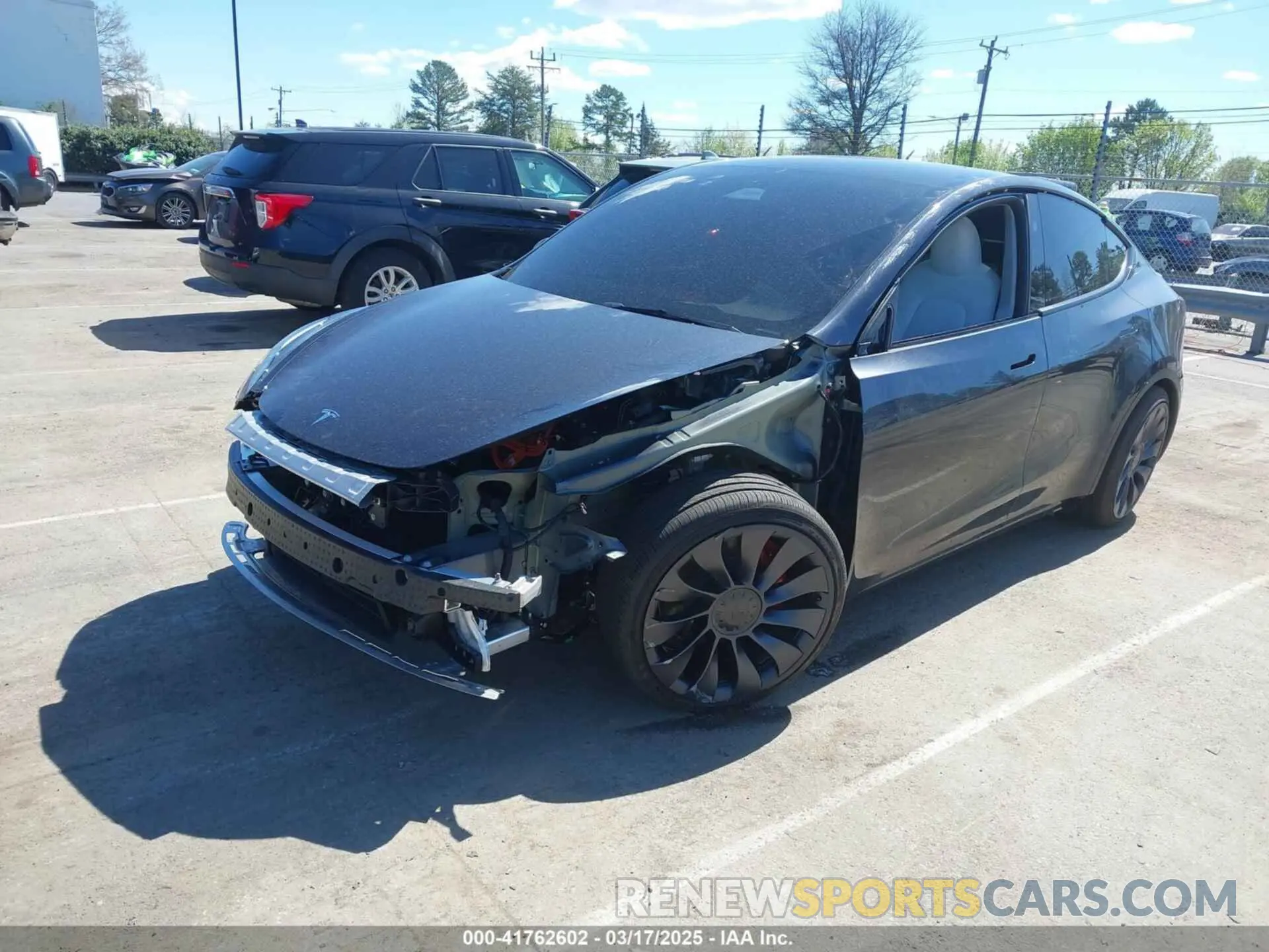 2 Photograph of a damaged car 7SAYGDEF1RA329825 TESLA MODEL Y 2024