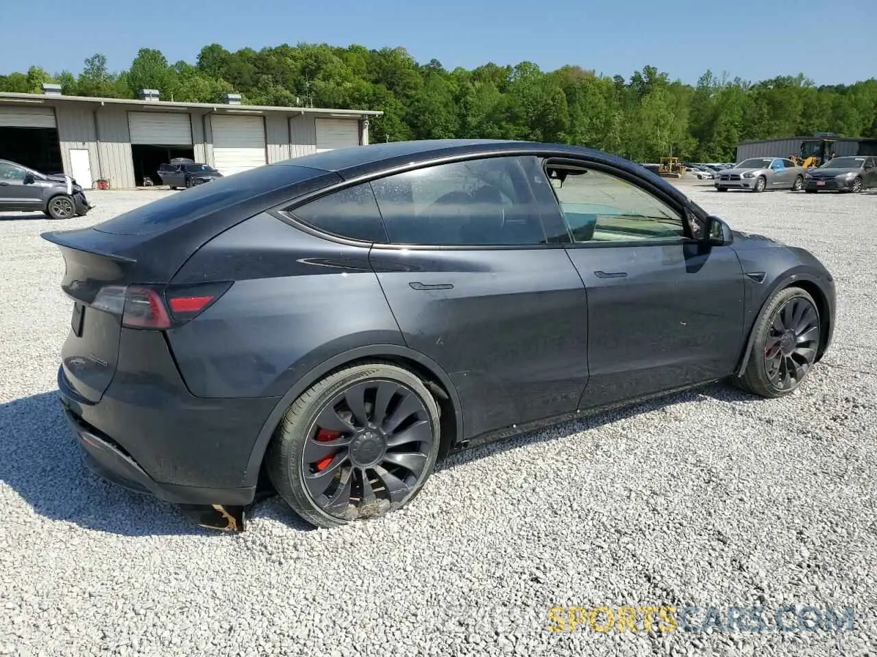 3 Photograph of a damaged car 7SAYGDEF1RF038664 TESLA MODEL Y 2024