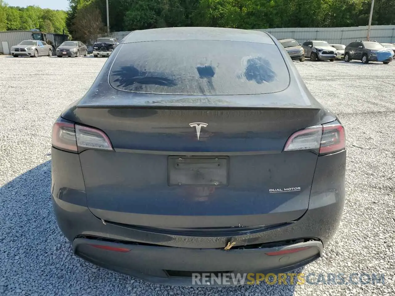 6 Photograph of a damaged car 7SAYGDEF1RF038664 TESLA MODEL Y 2024