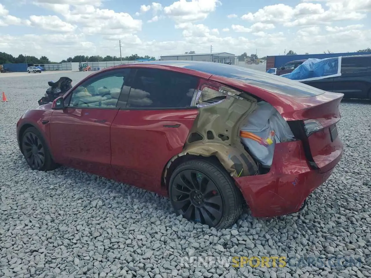 2 Photograph of a damaged car 7SAYGDEF1RF052175 TESLA MODEL Y 2024