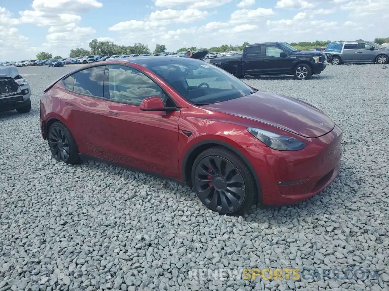 4 Photograph of a damaged car 7SAYGDEF1RF052175 TESLA MODEL Y 2024