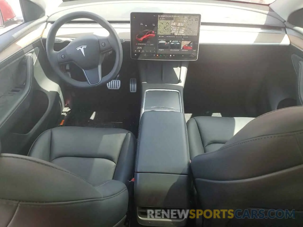 8 Photograph of a damaged car 7SAYGDEF1RF052175 TESLA MODEL Y 2024