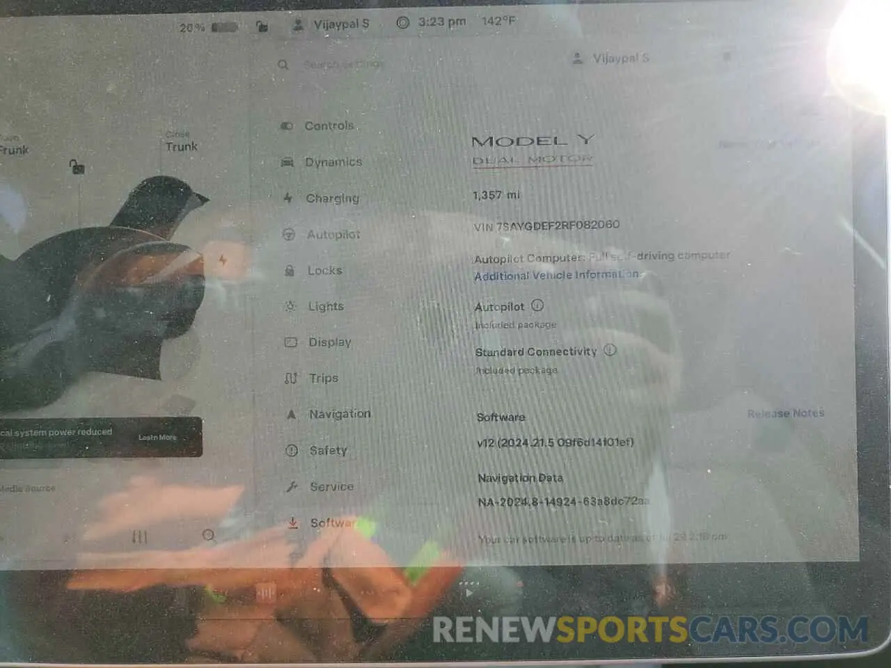 9 Photograph of a damaged car 7SAYGDEF2RF082060 TESLA MODEL Y 2024