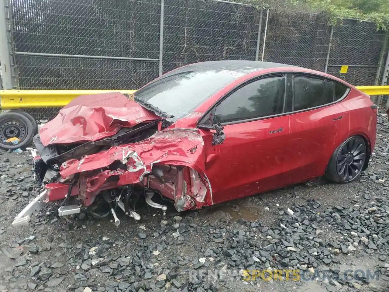 1 Photograph of a damaged car 7SAYGDEF3RA264699 TESLA MODEL Y 2024