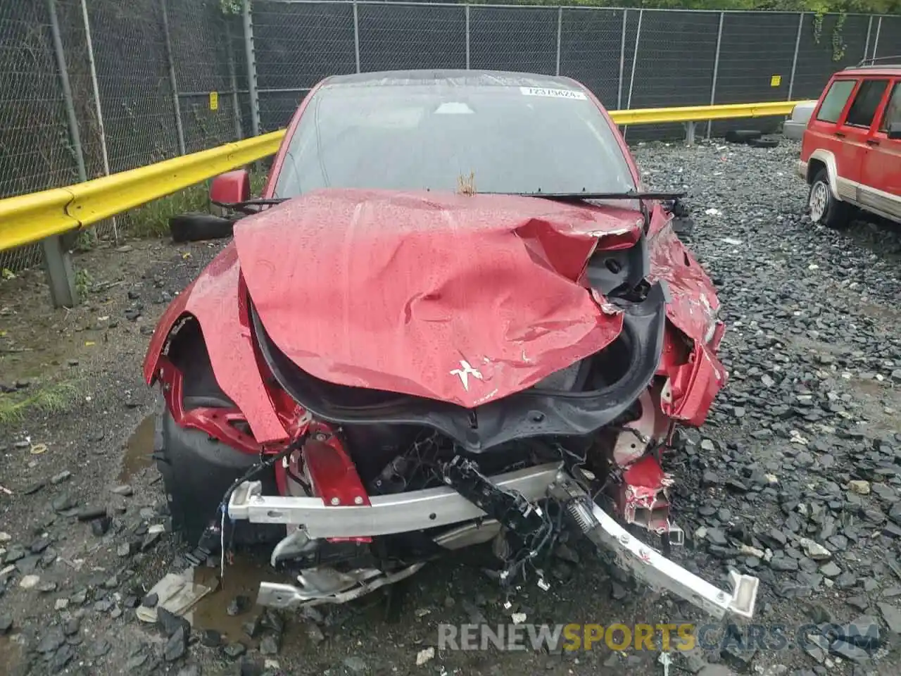 5 Photograph of a damaged car 7SAYGDEF3RA264699 TESLA MODEL Y 2024