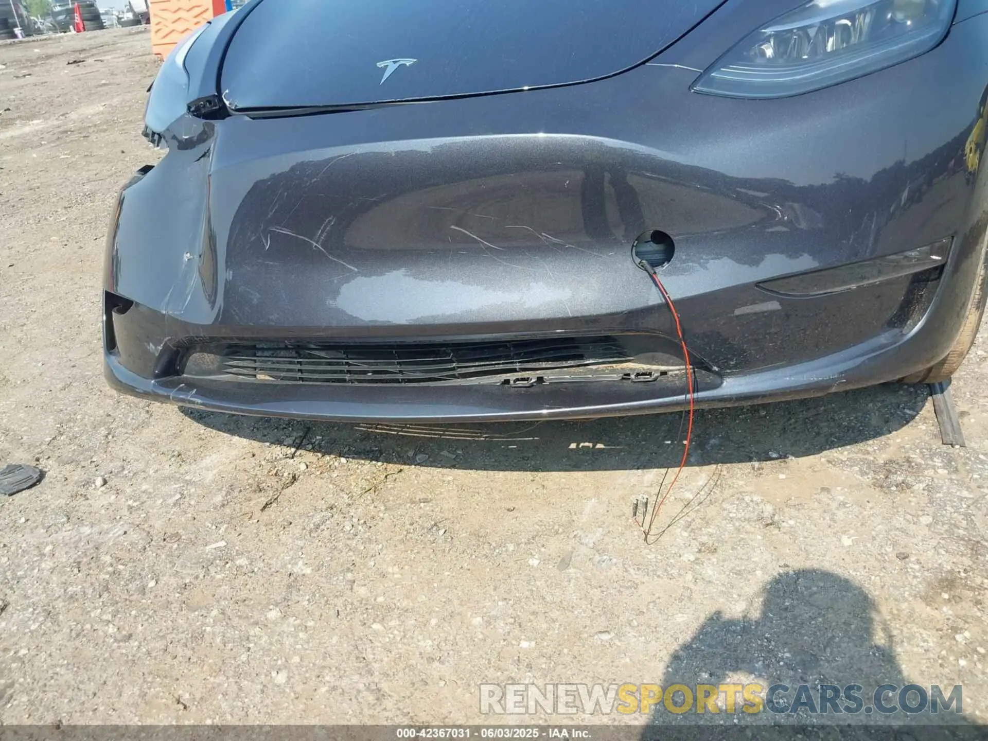 18 Photograph of a damaged car 7SAYGDEF3RA312959 TESLA MODEL Y 2024