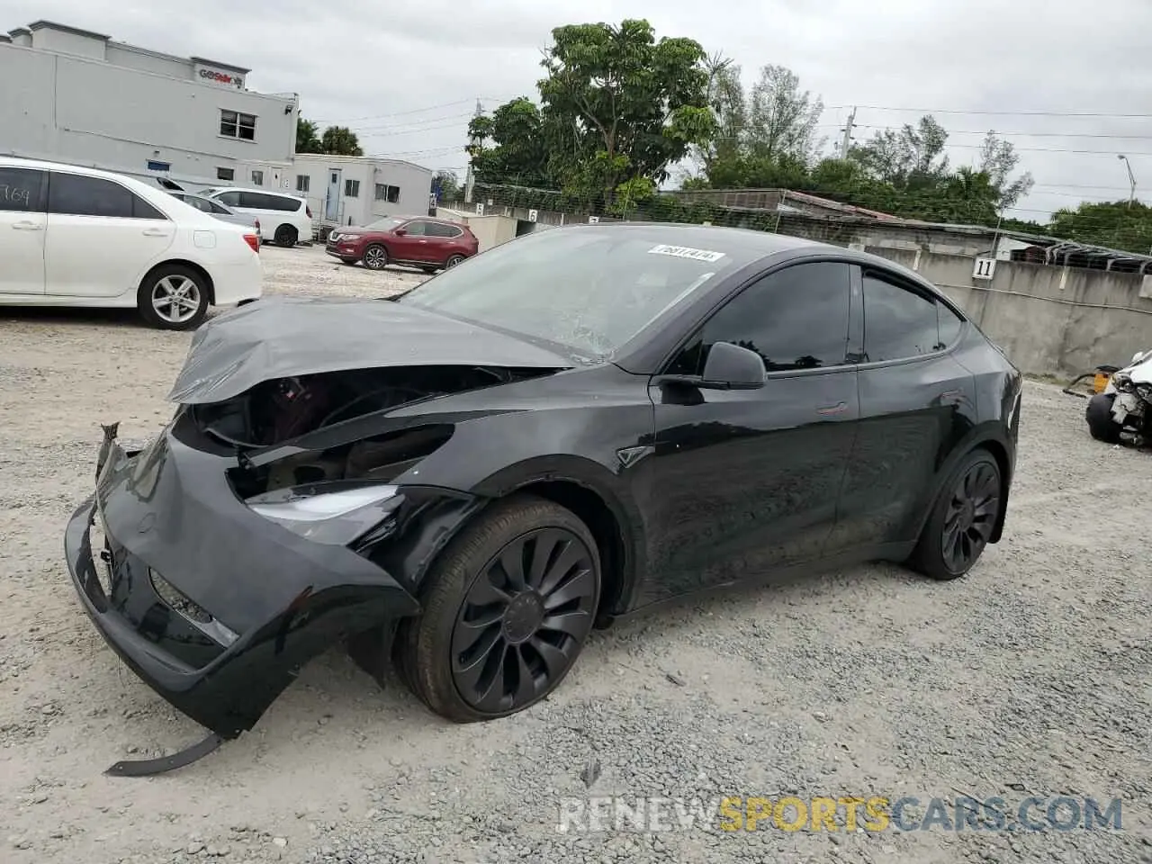 1 Photograph of a damaged car 7SAYGDEF4RA310704 TESLA MODEL Y 2024