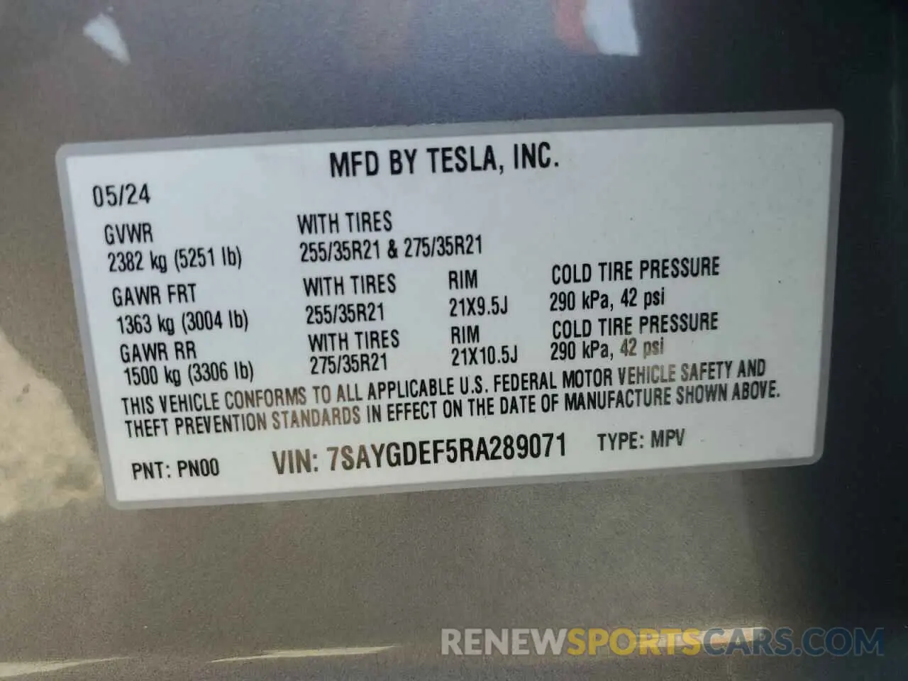 13 Photograph of a damaged car 7SAYGDEF5RA289071 TESLA MODEL Y 2024