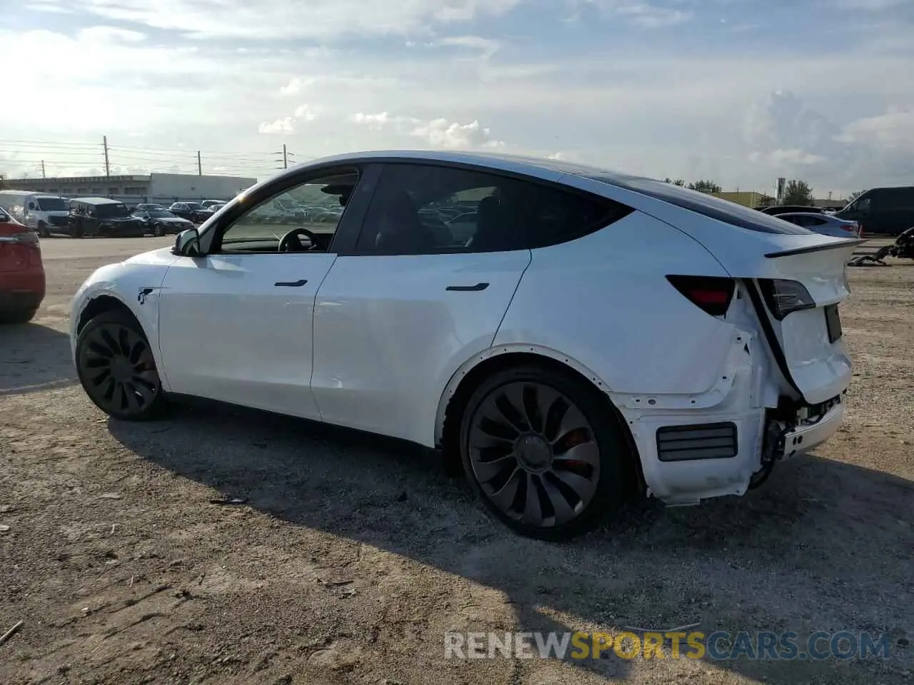 2 Photograph of a damaged car 7SAYGDEF5RA294156 TESLA MODEL Y 2024