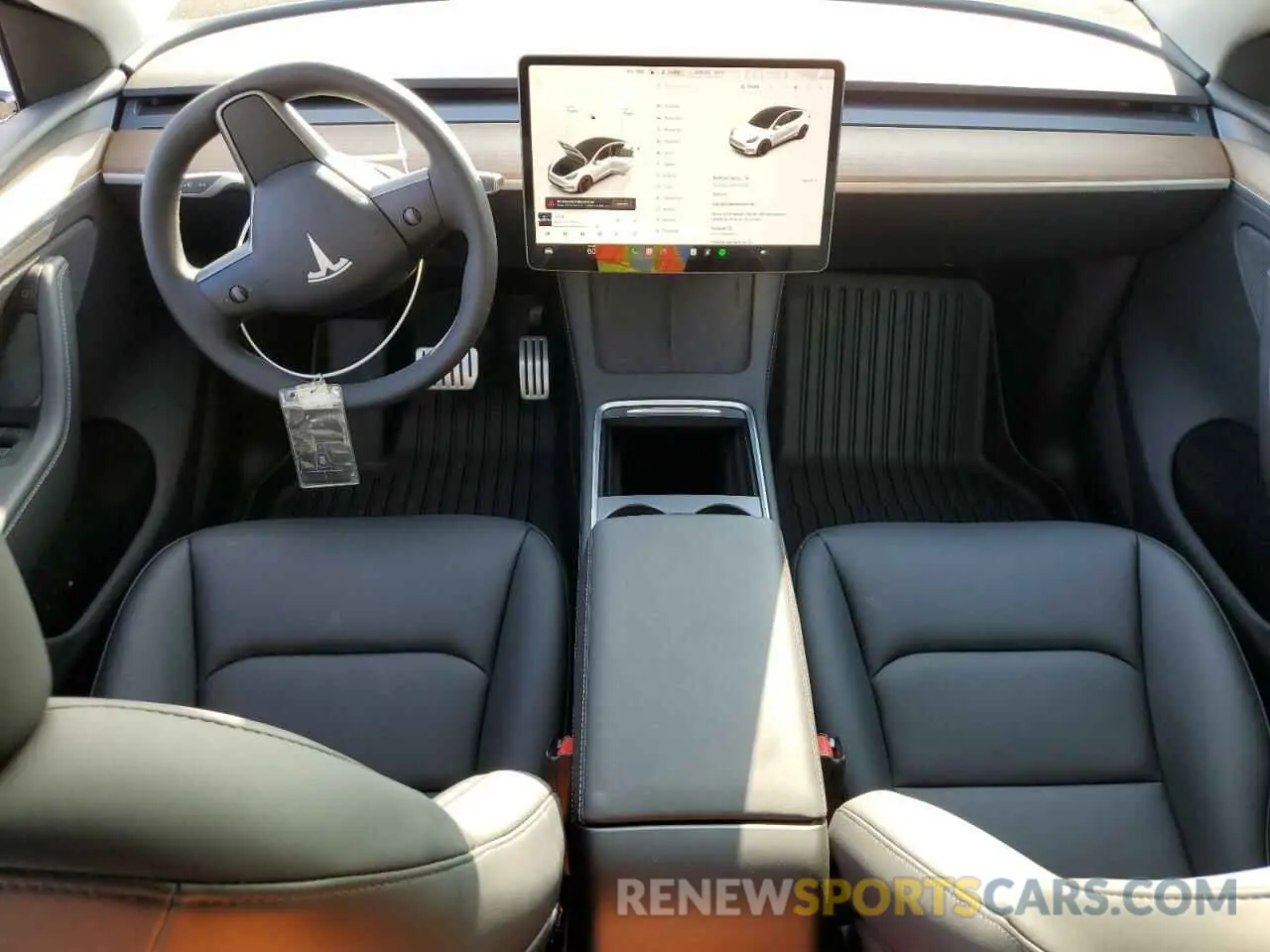 8 Photograph of a damaged car 7SAYGDEF5RA294156 TESLA MODEL Y 2024