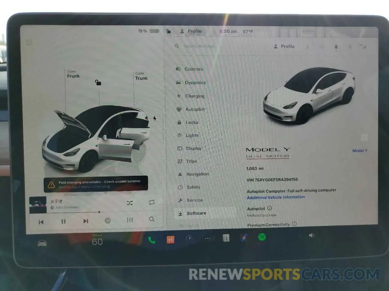 9 Photograph of a damaged car 7SAYGDEF5RA294156 TESLA MODEL Y 2024