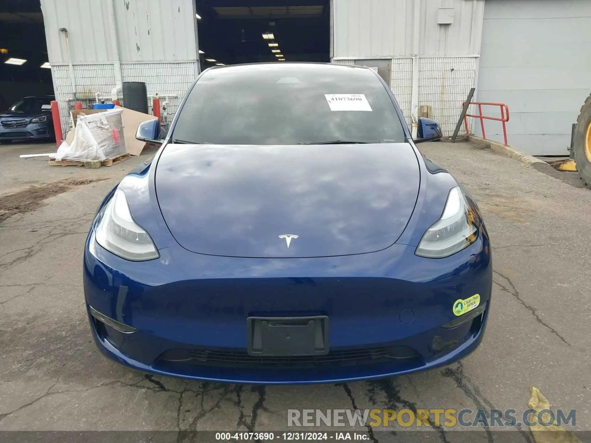 11 Photograph of a damaged car 7SAYGDEF5RF028607 TESLA MODEL Y 2024