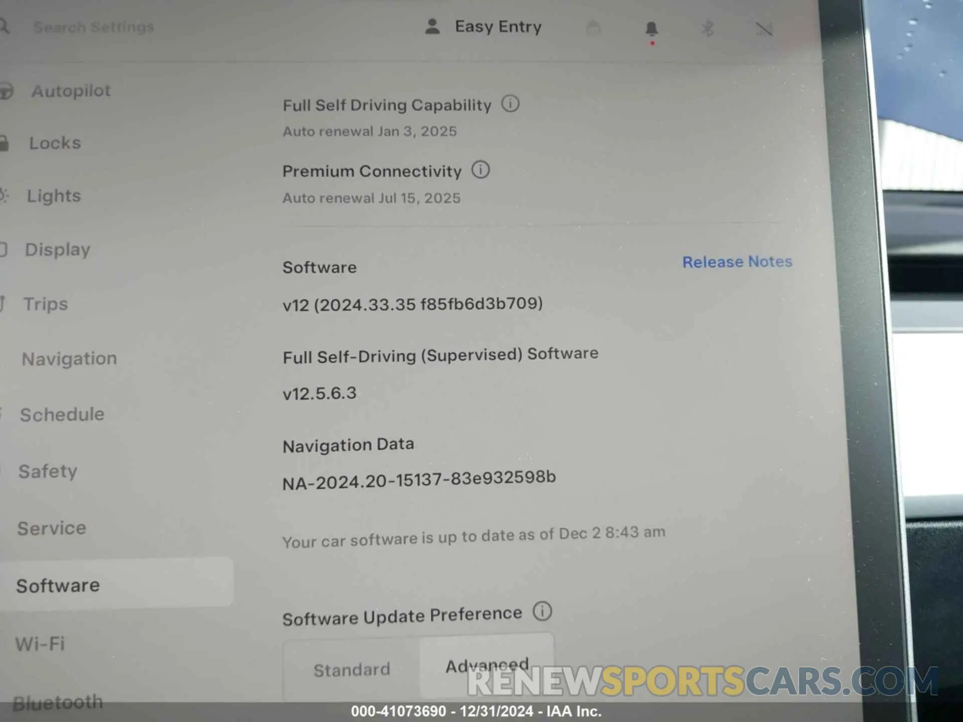 17 Photograph of a damaged car 7SAYGDEF5RF028607 TESLA MODEL Y 2024