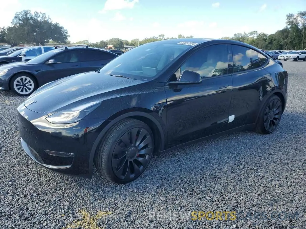 1 Photograph of a damaged car 7SAYGDEF5RF040367 TESLA MODEL Y 2024