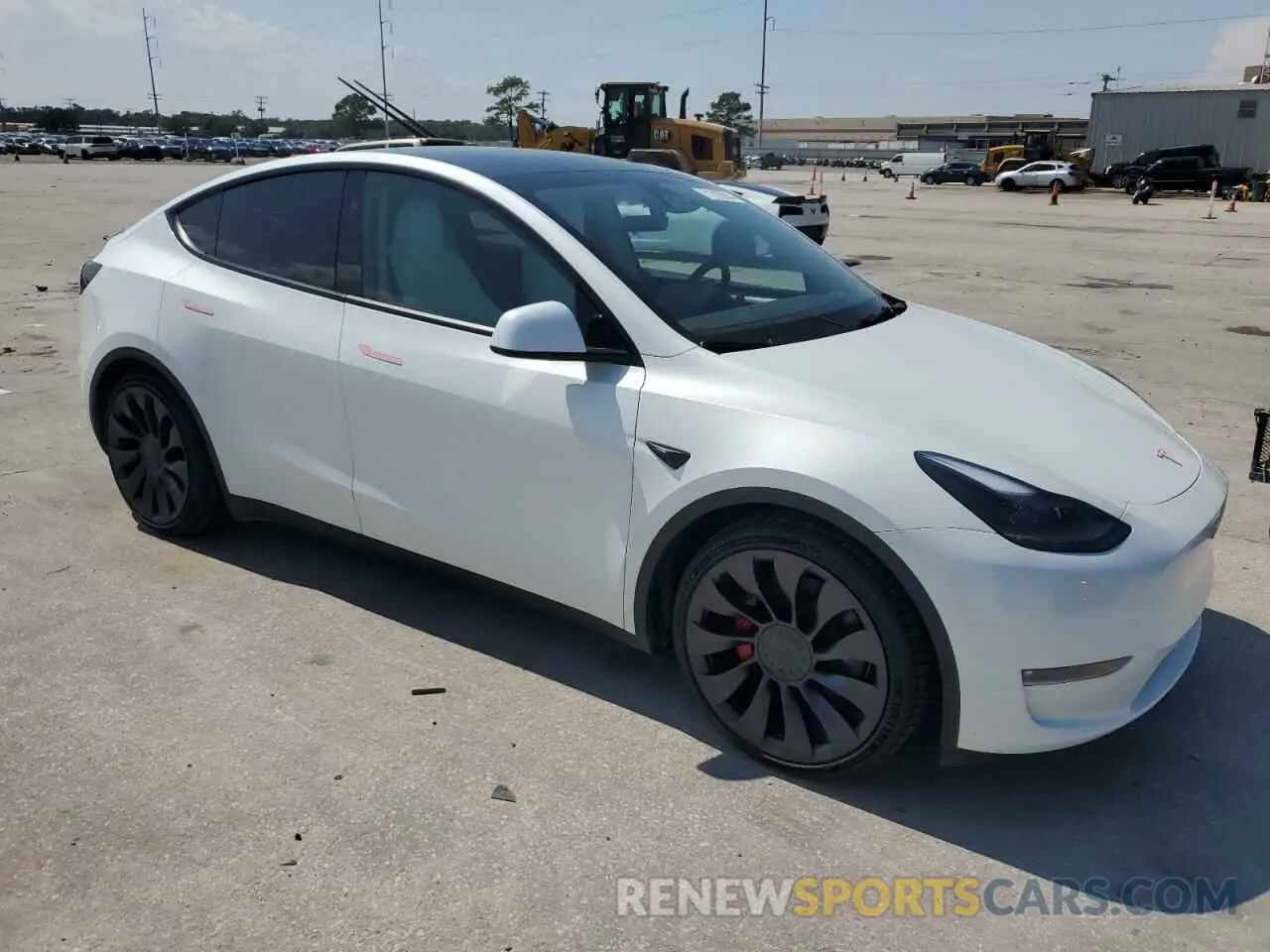 4 Photograph of a damaged car 7SAYGDEF5RF046511 TESLA MODEL Y 2024