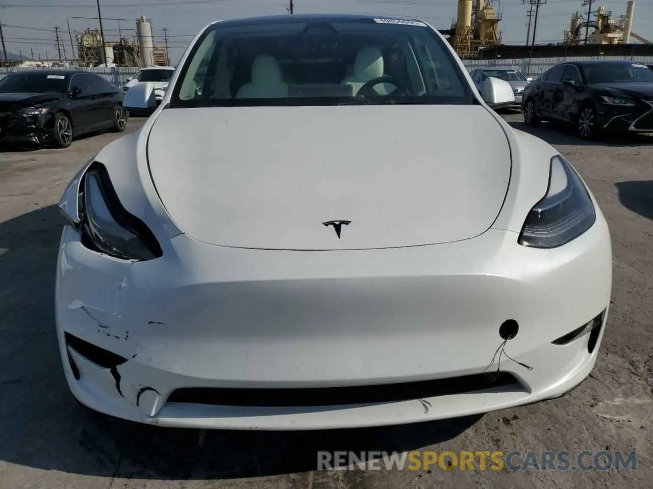 5 Photograph of a damaged car 7SAYGDEF5RF063647 TESLA MODEL Y 2024