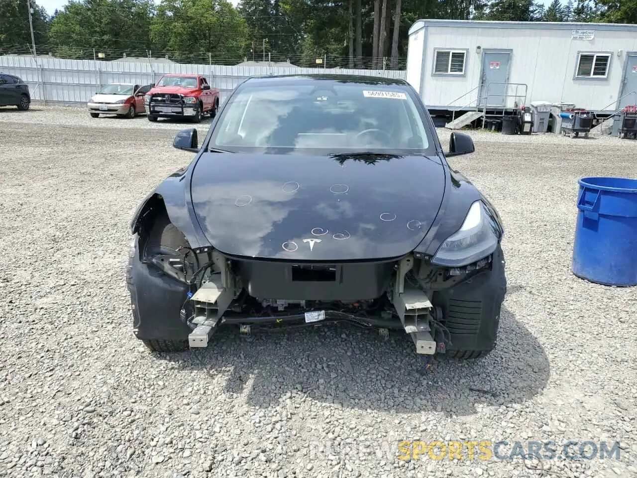 5 Photograph of a damaged car 7SAYGDEF5RF064183 TESLA MODEL Y 2024
